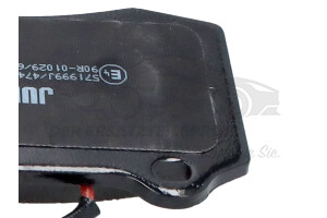 425251 Bremsbeläge vorne (Sys.Brembo) 