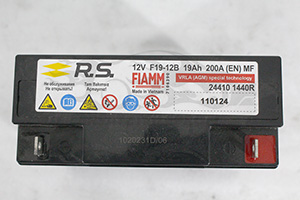 244101440R Batterie 19AH 200A Renault