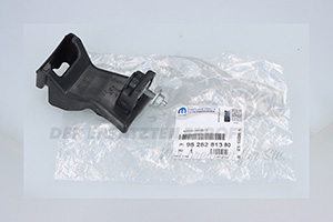 Scheinwerferhalter unten rechts