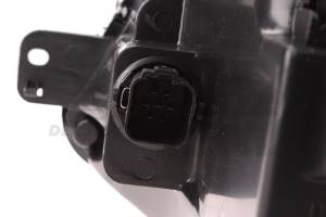1320348 Scheinwerfer rechts H4 Halogen Hella / Valeo