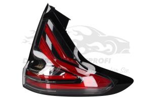 Rückleuchte rechts aussen