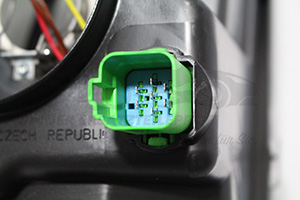1547725 Scheinwerfer links H4 Halogen Hella