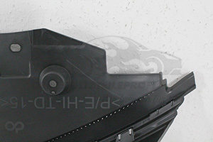 620368273R Aufnahme/ Halter für Lüftungsgitter mit Emblem Renault