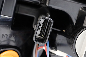 265555698R Rückleuchte links aussen Renault