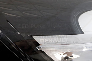 260100902R Scheinwerfer rechts LED Renault