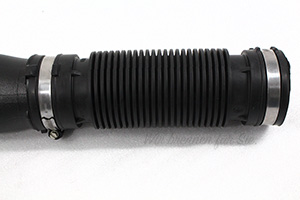 165766527R Turboschlauch Renault