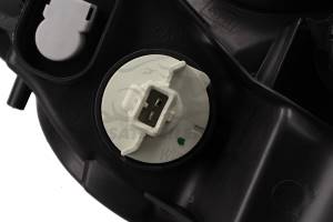B000864080 Scheinwerfer links H7 Halogen 