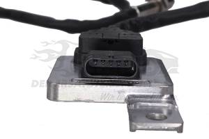 04L907807L NOX-Sensor mit Steuergerät nach Turbolader 