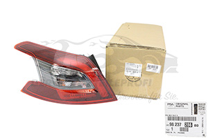 Rückleuchte Peugeot 9823728680